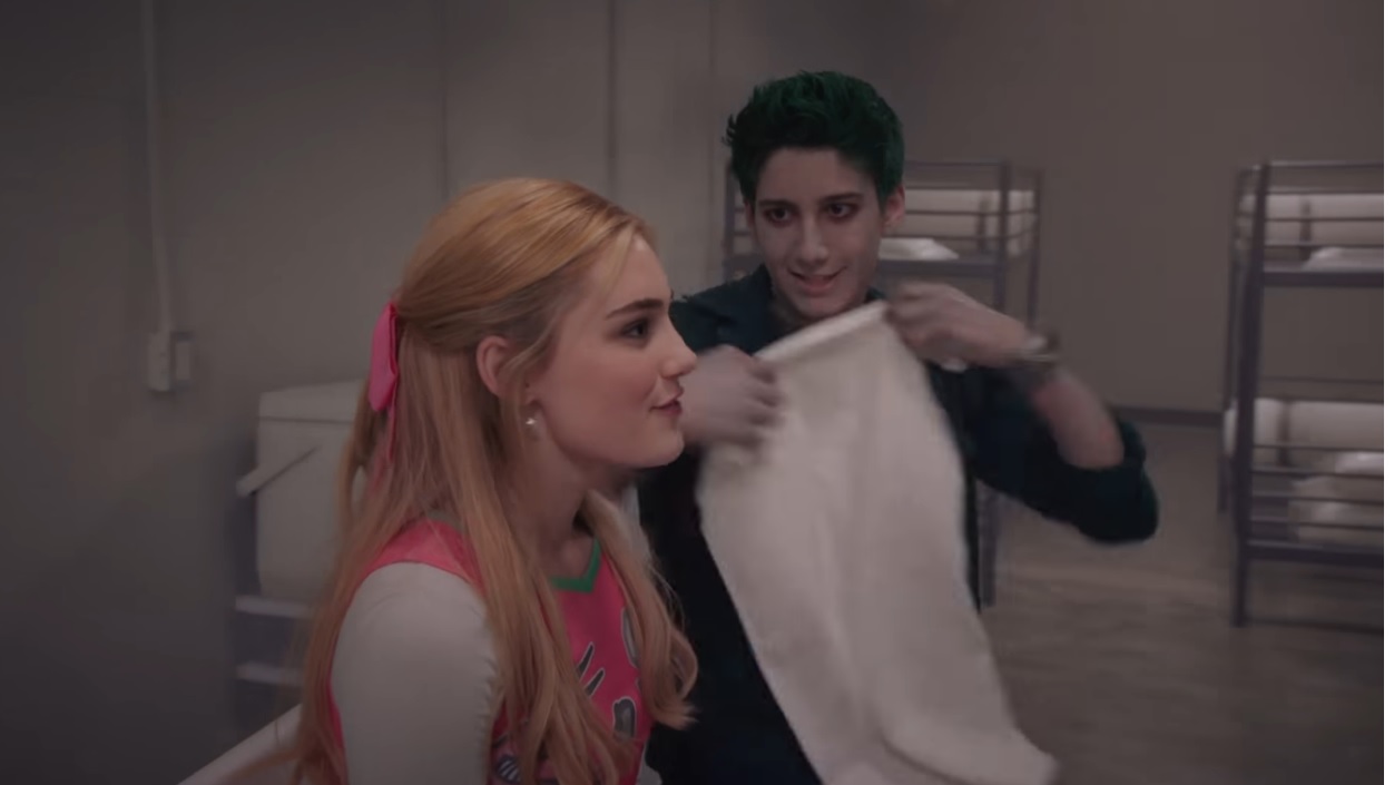 Zombies Disney someday lyrics - Milo Manheim - Meg Donnelly - Disney Zombies Someday - canzoni Disney Zombies - testo someday disney Zombies - Disney zombies Lyrics