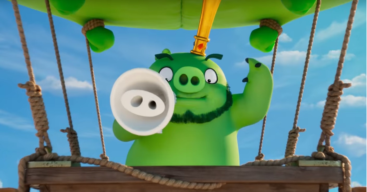 Angry birds 2 Nemici amici per sempre - The Angry Birds Movie 2 - film di animazione 2019 - maiale vola su mongolfiera
