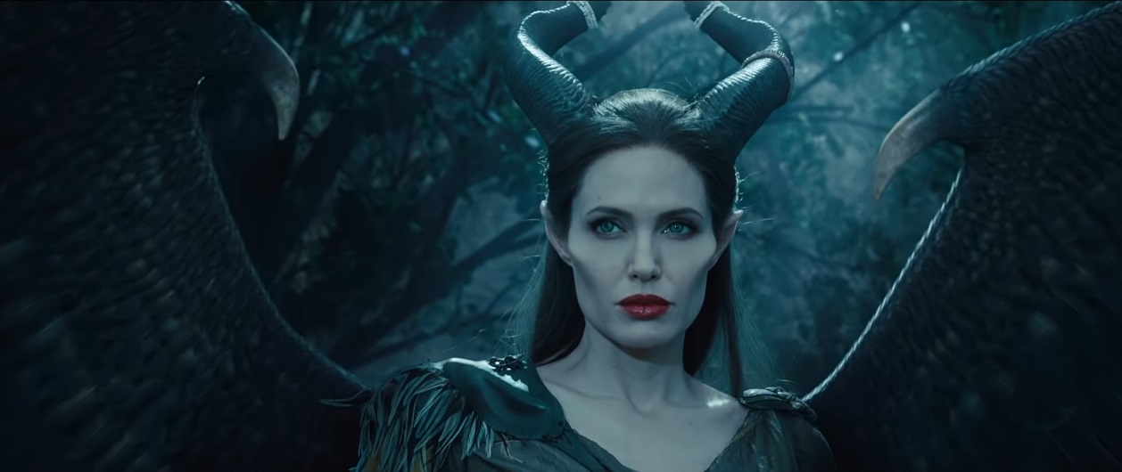 Melficent film Disney Angelina Jolie Malefica Aurora personaggi trama doppiatori live action