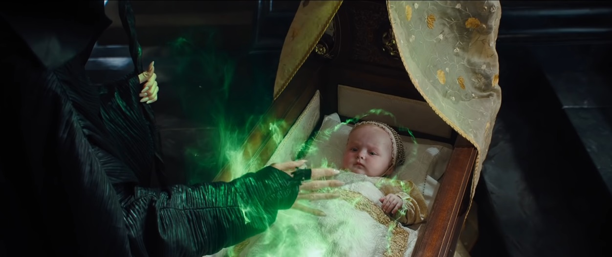Melficent film Disney Angelina Jolie Malefica Aurora personaggi trama doppiatori live action