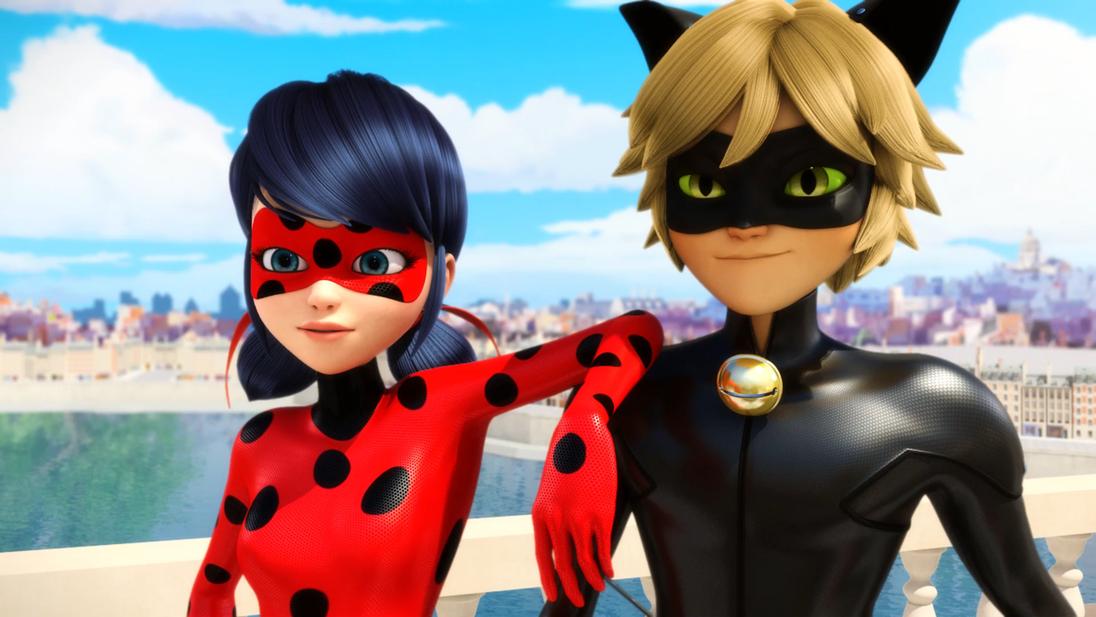 Ladybug e Chat Noir immagini insieme bacio abbraccio