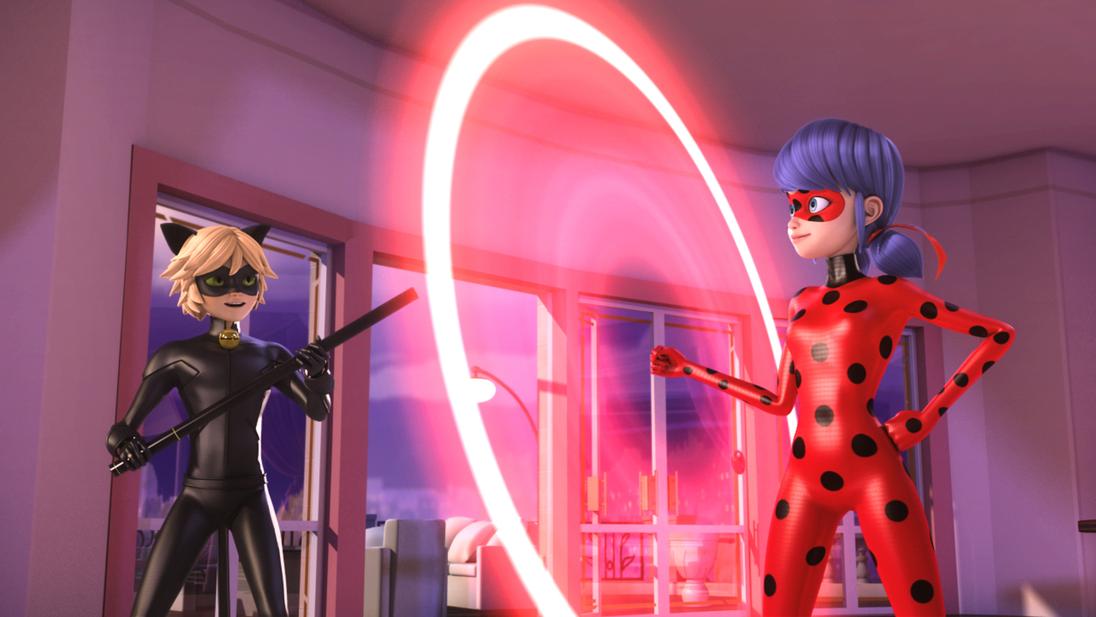 Ladybug e Chat Noir immagini insieme bacio abbraccio