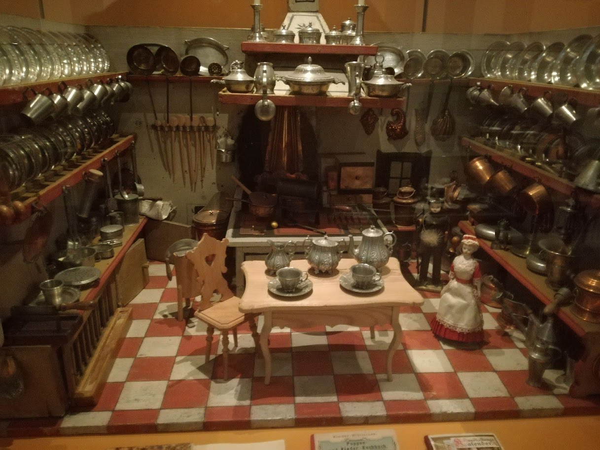 Museo dei giocattoli Norimberga - Cucine delle bambole - storia delle cucine delle bambole- musei bambini