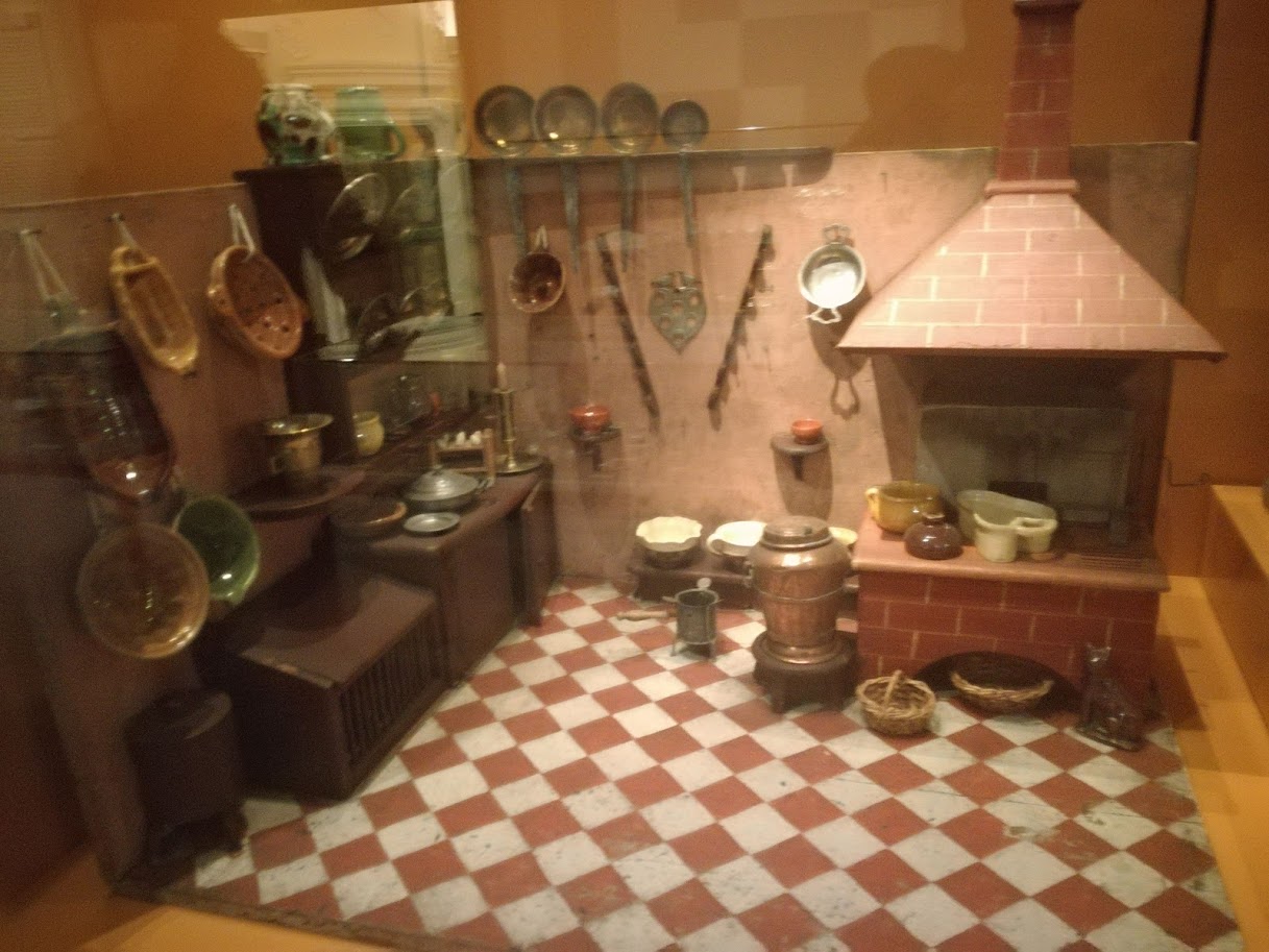 Museo dei giocattoli Norimberga - Cucine delle bambole - storia delle cucine delle bambole- musei bambini