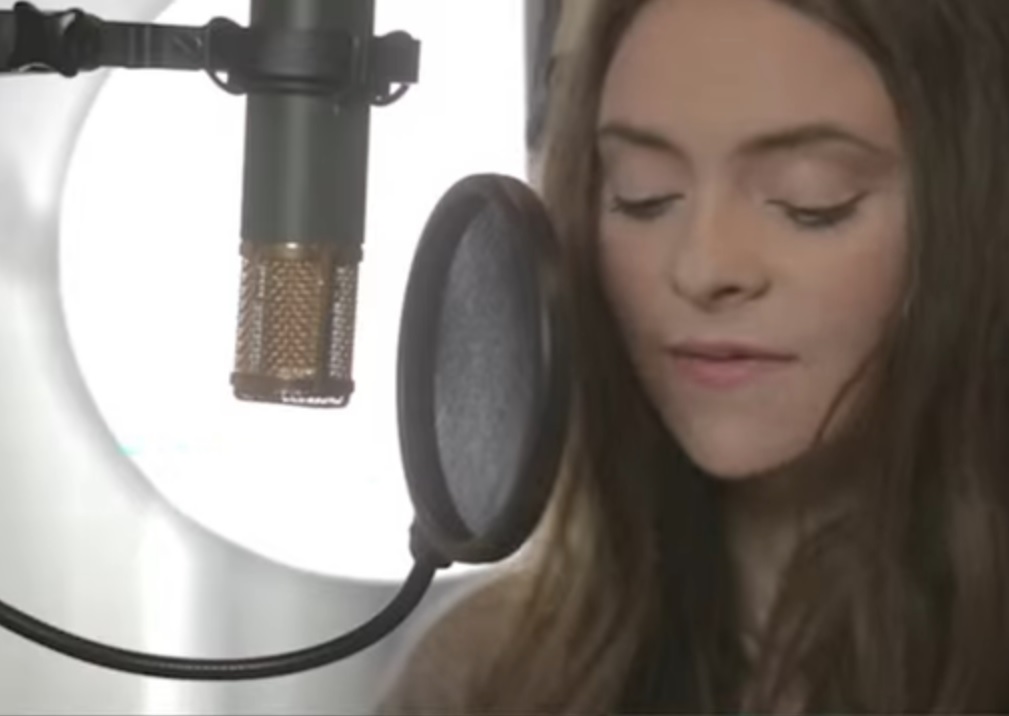 superchicche sigla - superchicche sigla finale -superchicche sigla testo - sigla delle superchicche -le superchicche sigla -le superchicche sigla finale -superchicche sigla italiana Francesca Michielin canta al sigla italiana ufficiale di Powerpuff girl le superchicche cartoon network